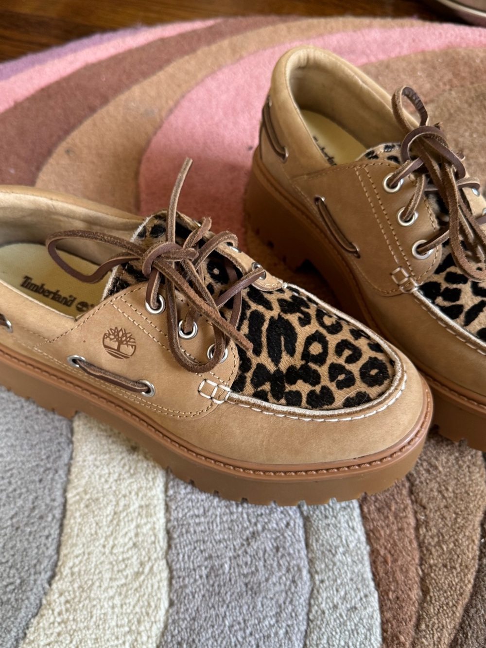Timberland Tan Suede Boat Shoes with Leopard Print Vamp size 7 - Picture 3 of 12